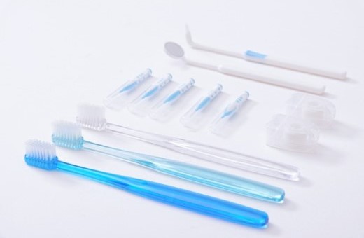 歯ブラシは細菌の住みか？！