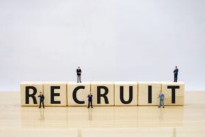 就活成功のカギは口元にあり！～第一印象を決める歯科ケアの重要性～